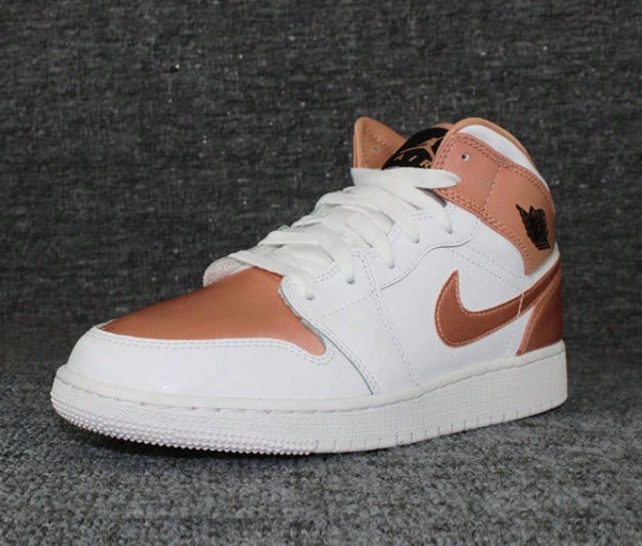 NIKE AIR JORDAN 1 AJ1 MID GS WHITE Shoes 555112-190