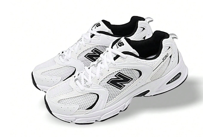 Unisex Sneakers Cushioning Breathable Lightweight Mesh Good Elasticity Logo Versatile Sports Outdoor Running School Daily Unisex White Black MR530EWB